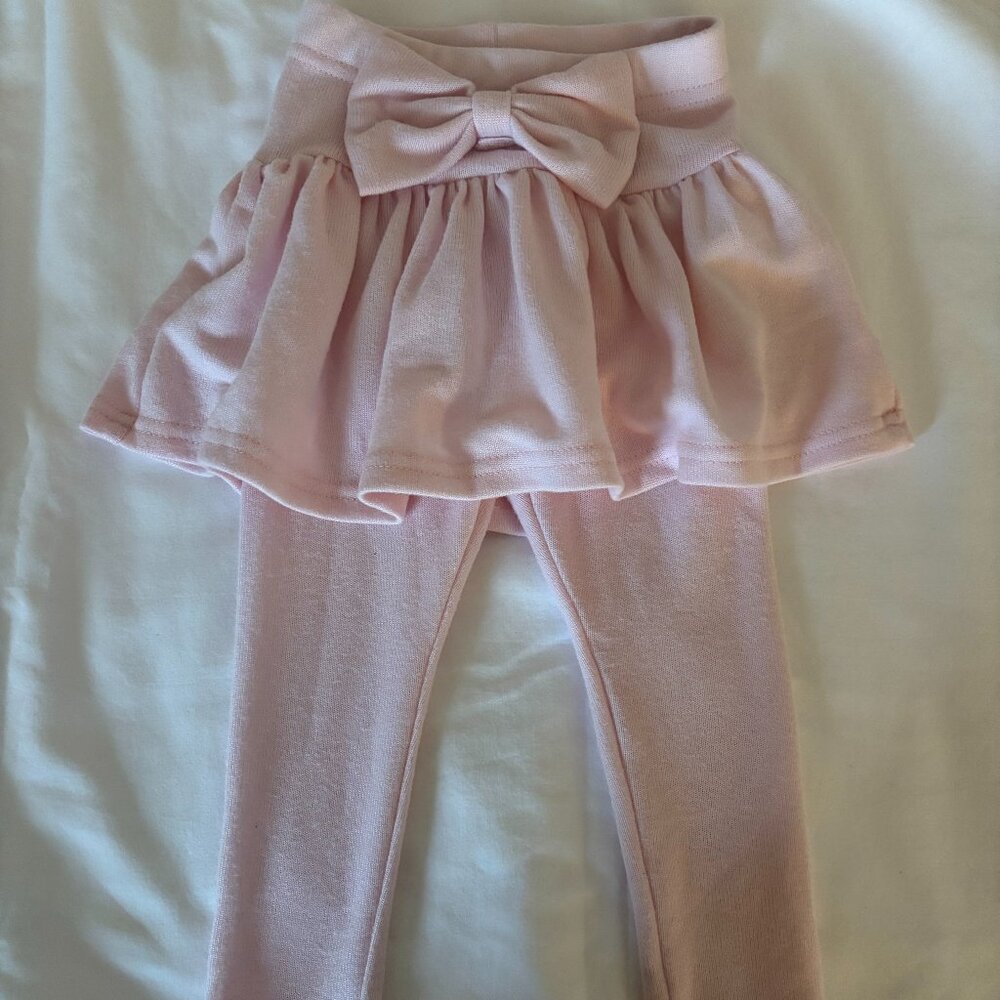 6-9 months pink leggings with skirt & bow